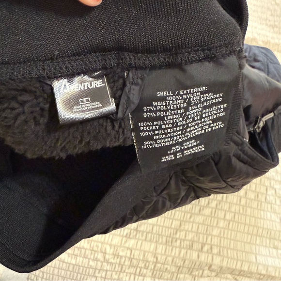 Black Quilted Down Puffer Ski MiniSkirt small - Picture 9 of 10